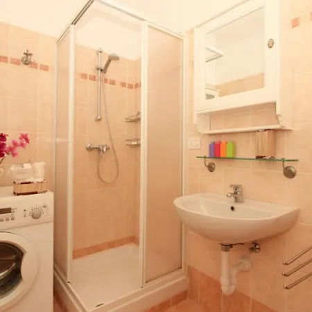 Residenza شقة ميناجيو